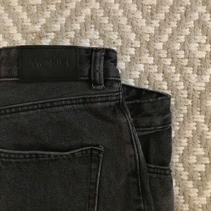 SOLD ASOS MONKI MomJeans Highwaisted 28